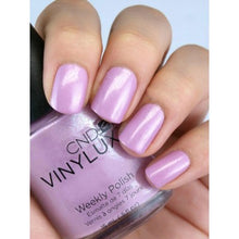 Load image into Gallery viewer, CND™ VINYLUX - Beckoning Begonia #189
