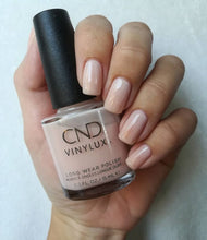 Load image into Gallery viewer, CND™ VINYLUX - Bouquet #319
