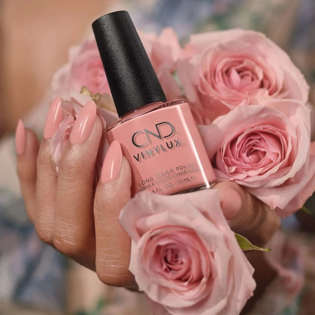 CND™ VINYLUX - Soft Peony